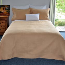 *T190 QUEEN  QUILTED COVERLET 150GSM #BP85GO-K 92"x95" GOLD (ea)...